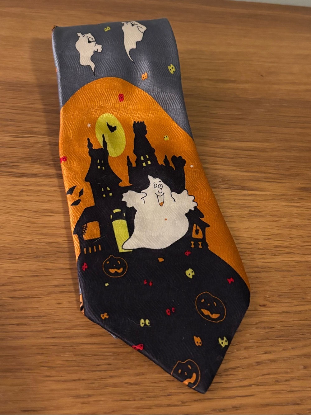 Seasonal Classics Halloween novelty necktie with a spooky, holiday design